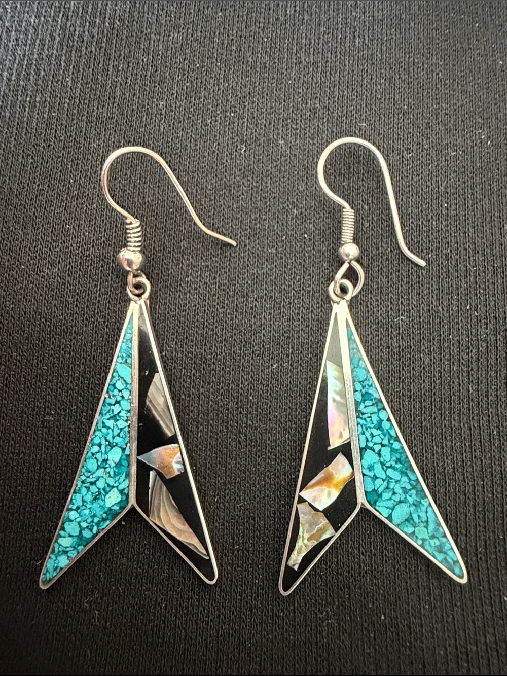 Vintage 925 sterling silver Southwestern drip earrings with turquoise